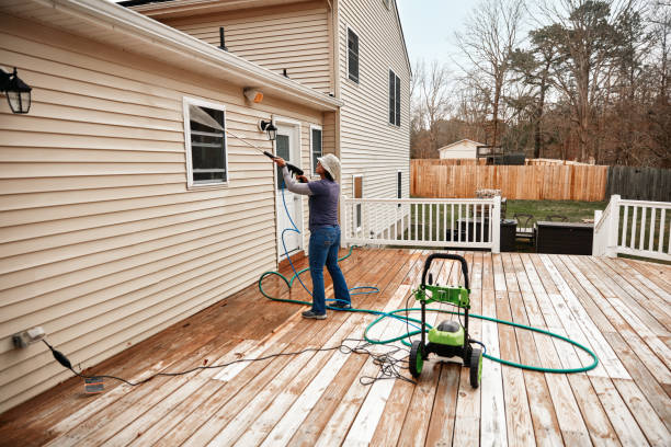 Best Commercial Pressure Washing  in Val Verde Park, TX